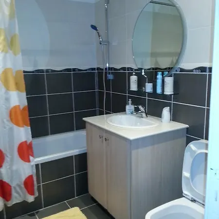 Helen Town House Semesterbostad *