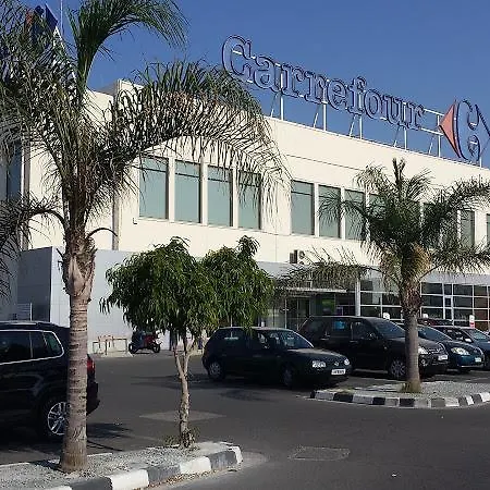 Semesterbostad Helen Town House Larnaca